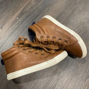 Cat and jack boy dress shoes  size 11